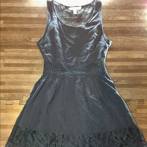 Today only! ❤️👗👗New size 2 dress LC 💋💋